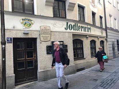 诺伊尔比赛照片到底怎么找? 诺伊尔比赛照片到底怎么找?