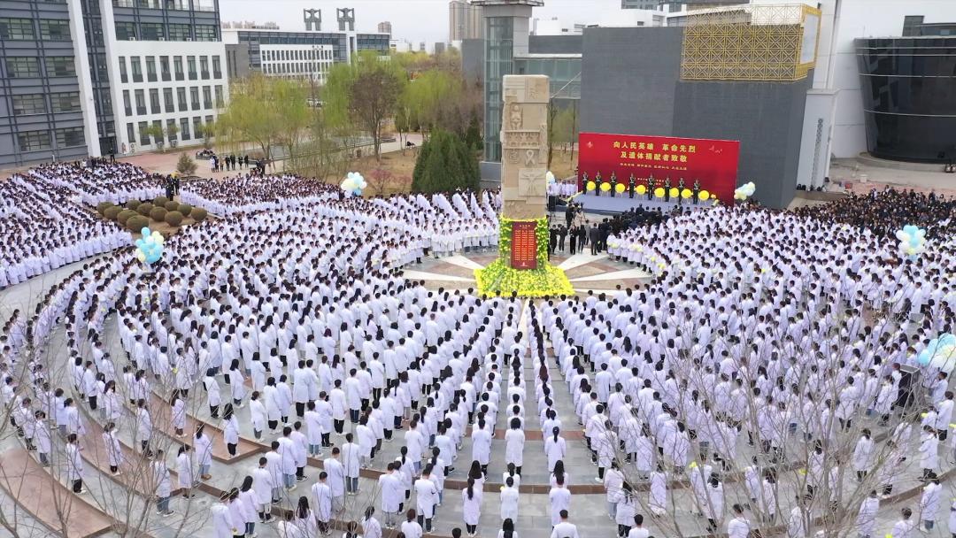 梦见好多人的遗体预示什么？2025年运势解码与3步破局法