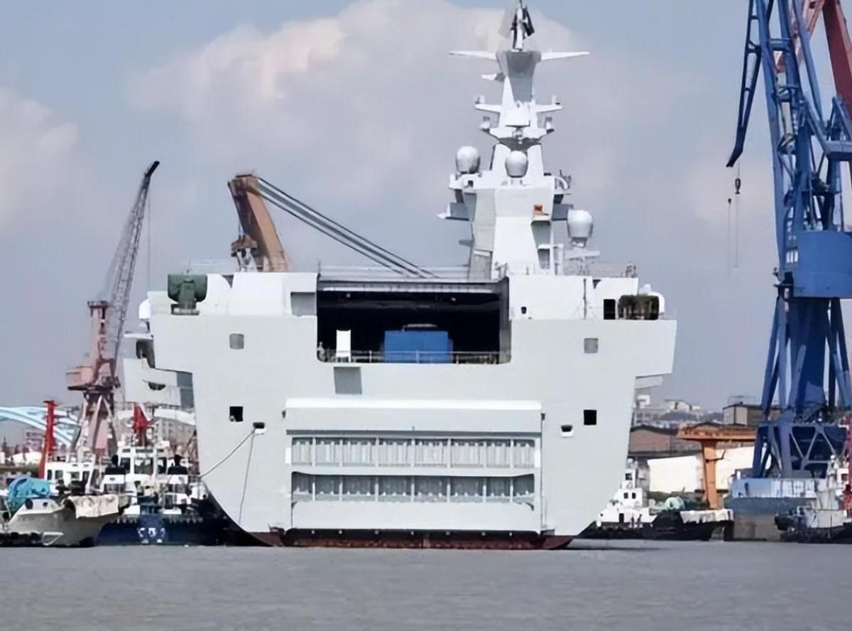 你家主子听歌会翻肚皮吗？