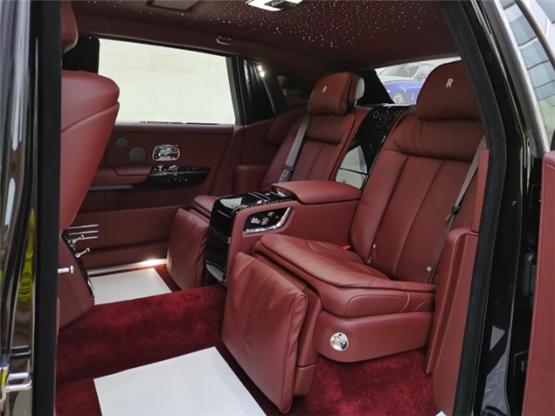 劳斯莱斯幻影到底贵在哪里? 劳斯莱斯幻影到底贵在哪里?