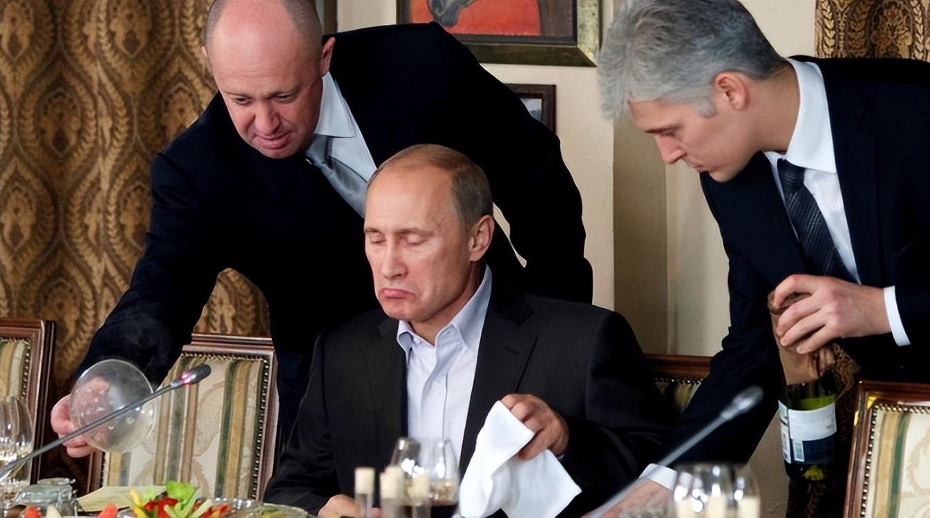 俄乌冲突两年后 留在战区的普通人到底怎么活? 俄乌冲突两年后 留在战区的普通人到底怎么活?