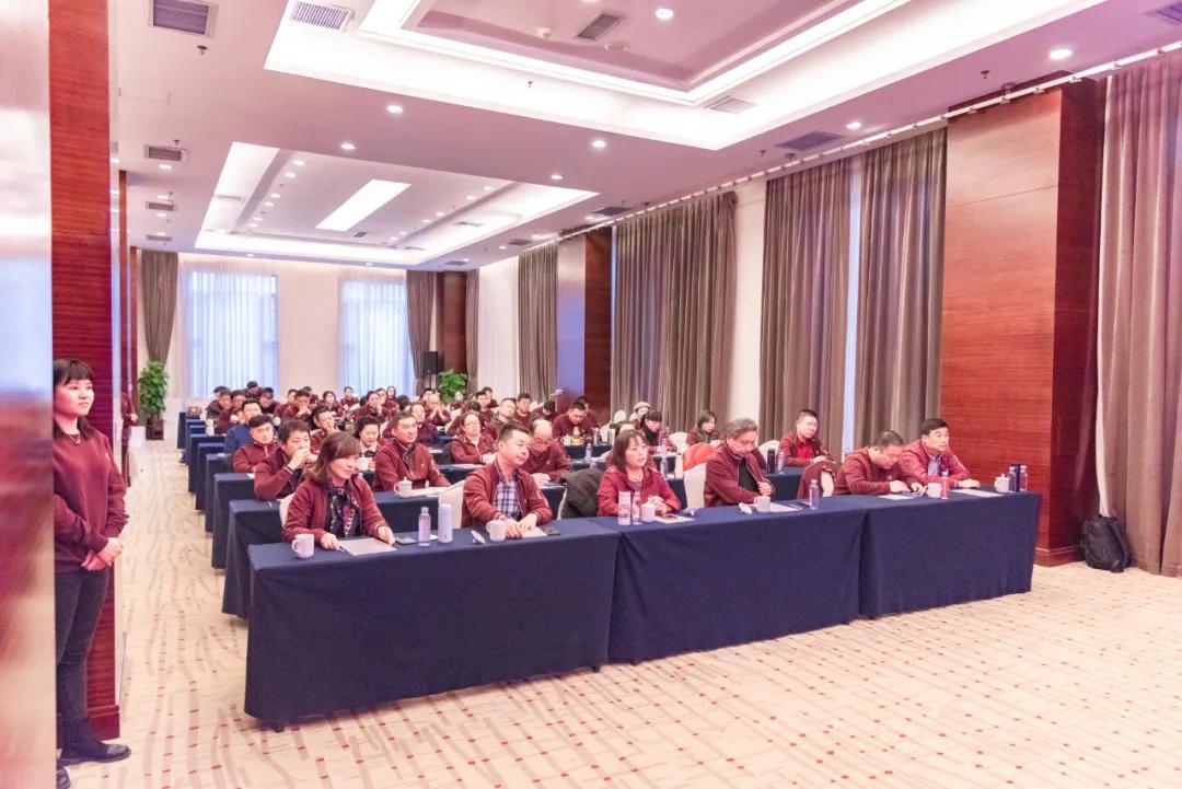 在国外生活找不到组织？这些华人论坛能帮你快速扎根！