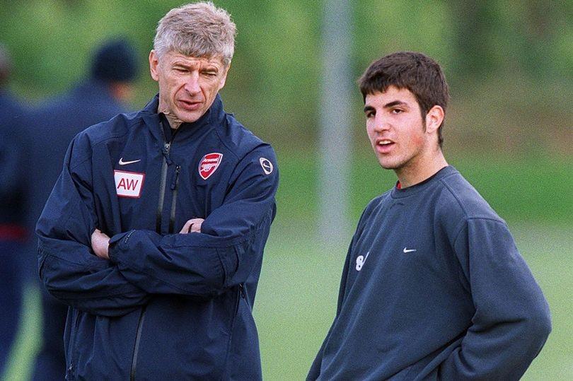 温格凭什么能当阿森纳22年的 大家长 ？