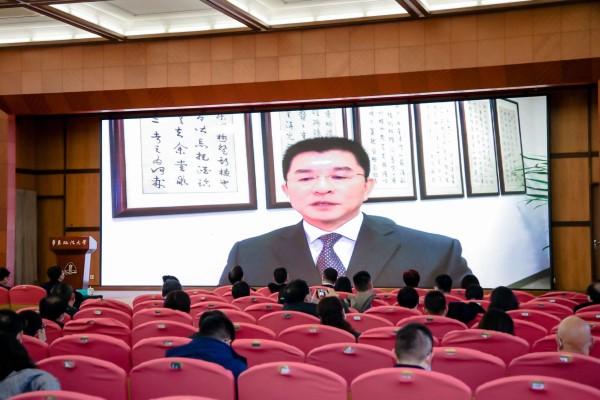 第一次玩华人论坛怎么避免社死现场？