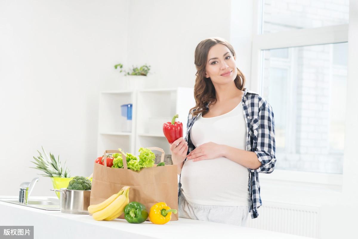 梦见肚脐眼冒东西预示什么？3大预兆与化解全解