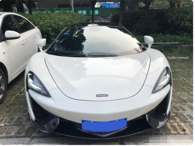 切诺基7250：硬派越野的传承与创新，性能解析与市场定位解读