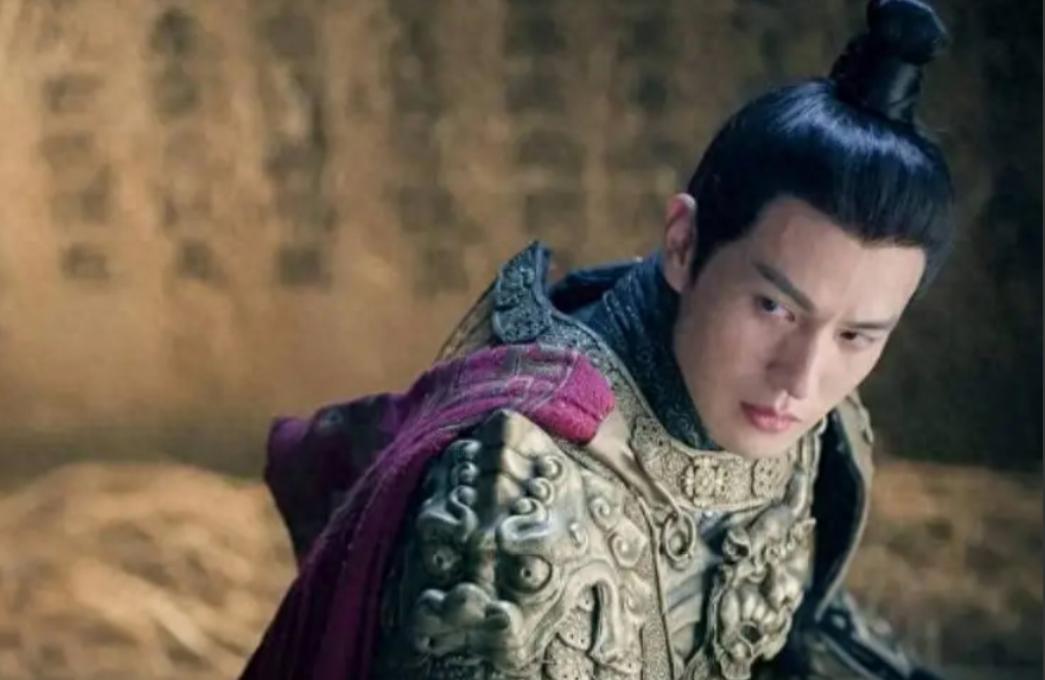 梦见上司升职的深层预兆：2025年3招逆转职场困局