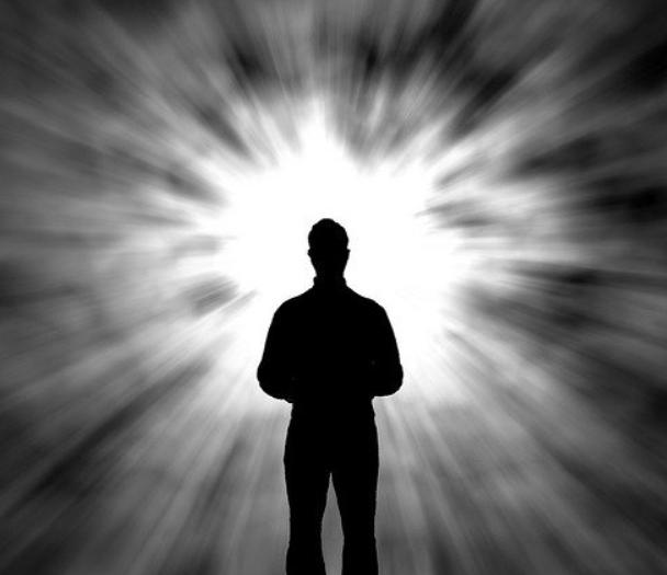 梦见给外公烧纸钱预示什么?2025年三维转运指南 梦见给外公烧纸钱预示什么?2025年三维转运指南