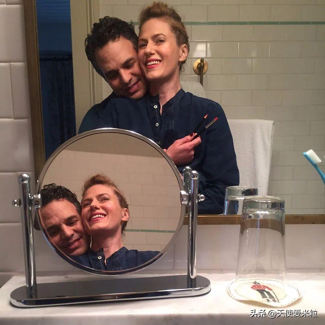 女人梦见巨人是吉兆吗?2025年周公解梦揭秘情感事业转折 女人梦见巨人是吉兆吗?2025年周公解梦揭秘情感事业转折