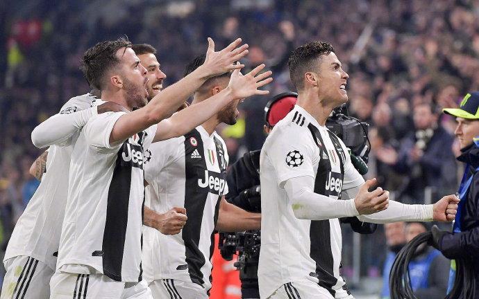 拜仁为啥总能在欧冠关键时刻干翻巴萨? 拜仁为啥总能在欧冠关键时刻干翻巴萨?