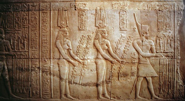 站字的拼音里为什么藏着这个字母? 站字的拼音里为什么藏着这个字母?