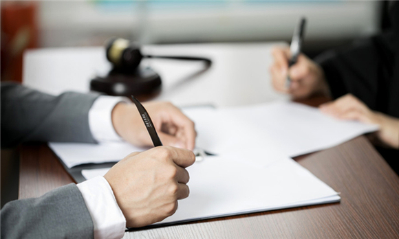 合同纠纷请律师怎么操作？资深律师为你理清门道