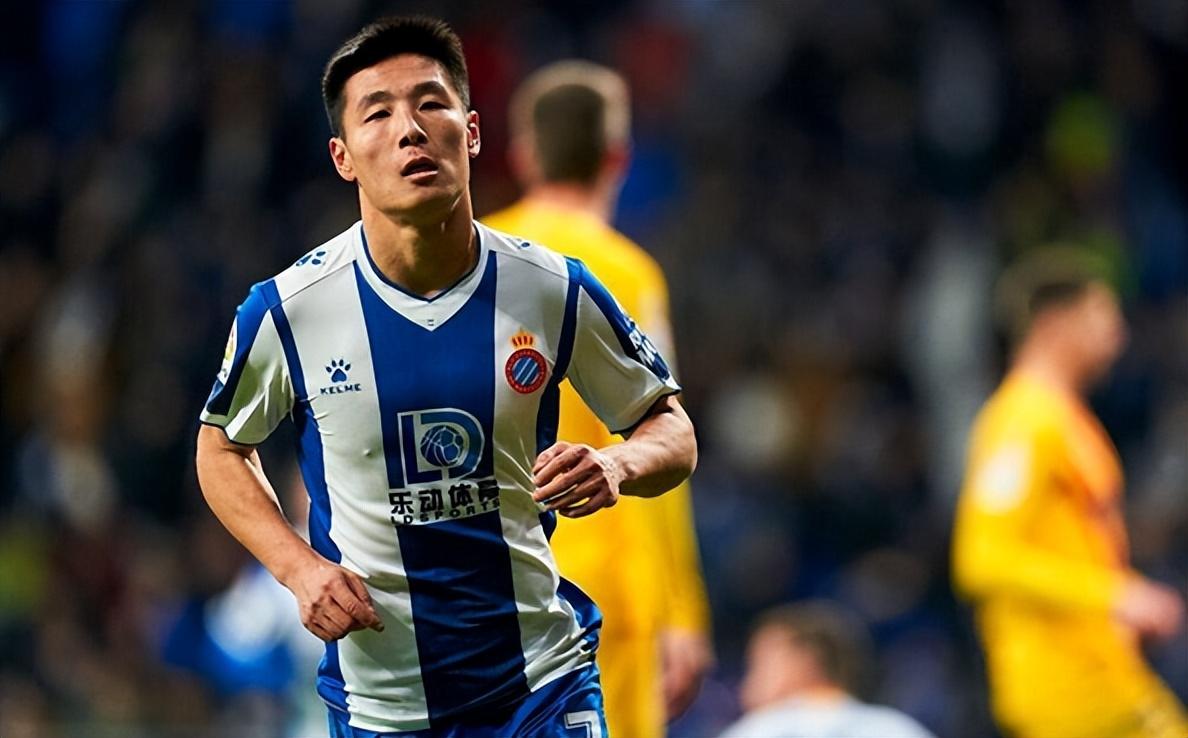 国足换帅首战闷平新西兰，新手如何看懂门道？