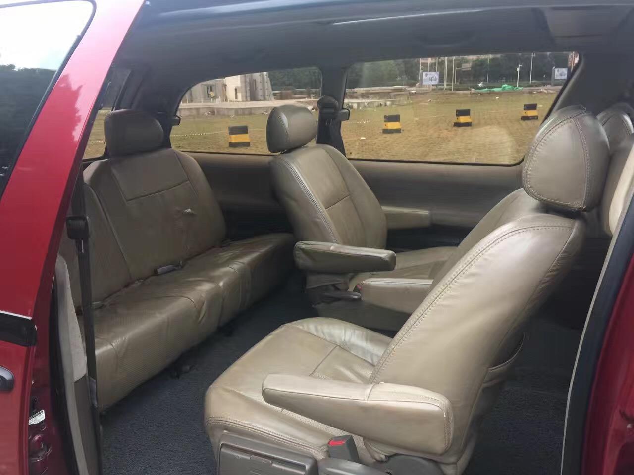 丰田普瑞维亚3.5:大排量MPV是否值得选择,空间与动力如何平衡? 丰田普瑞维亚3.5:大排量MPV是否值得选择,空间与动力如何平衡?