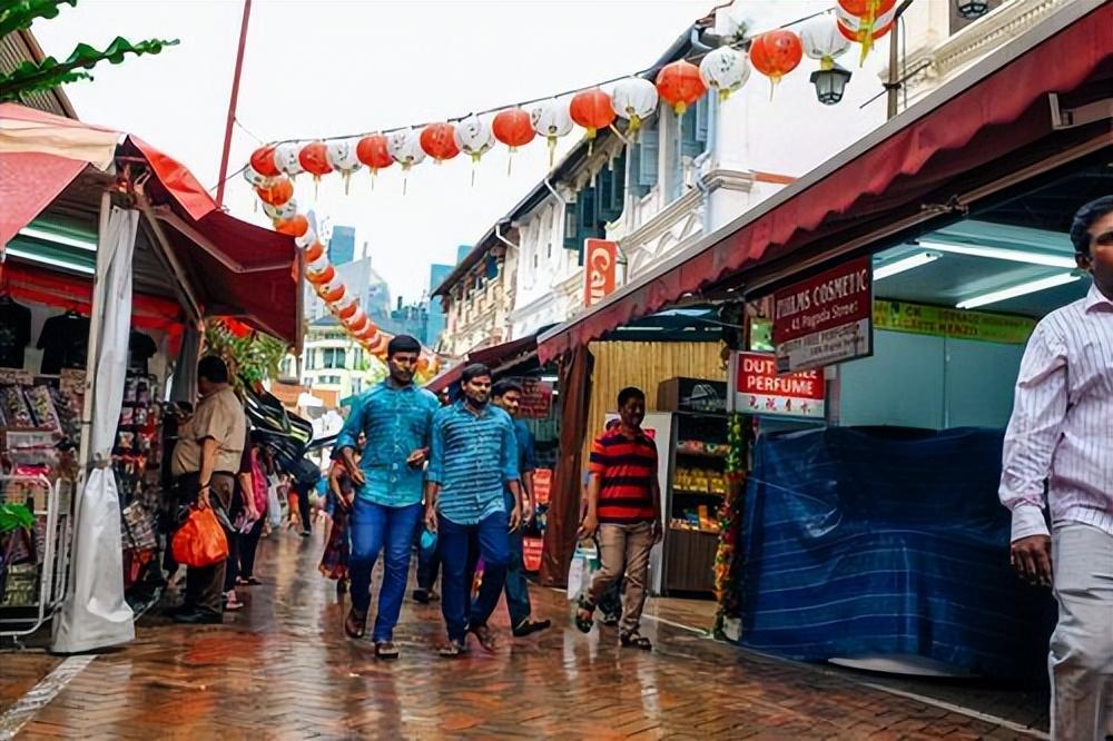 2025年梦见戏子?双鱼座必看的解梦转运指南 2025年梦见戏子?双鱼座必看的解梦转运指南