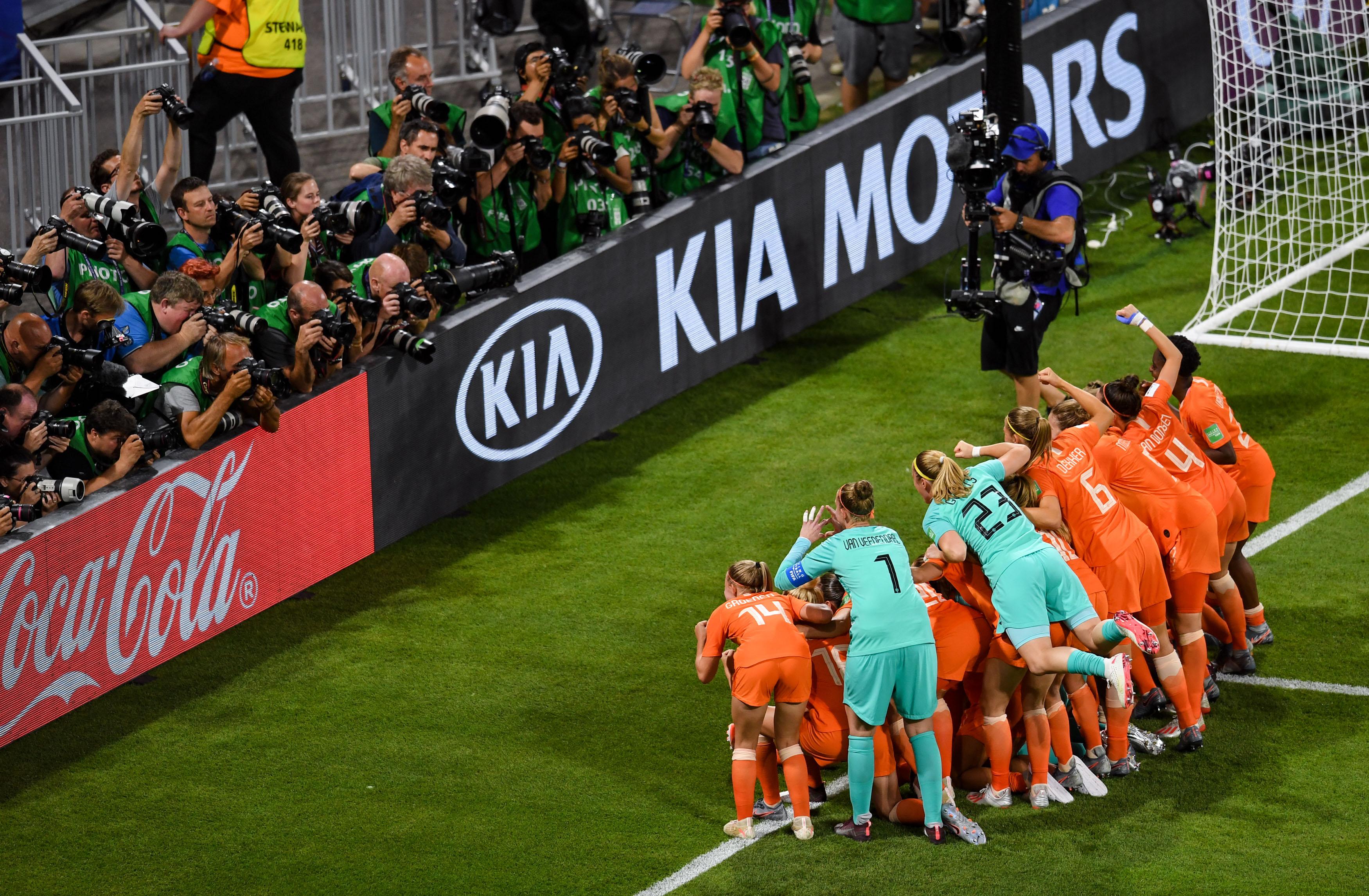 中国女足惨败瑞典背后藏着哪些致命弱点? 中国女足惨败瑞典背后藏着哪些致命弱点?