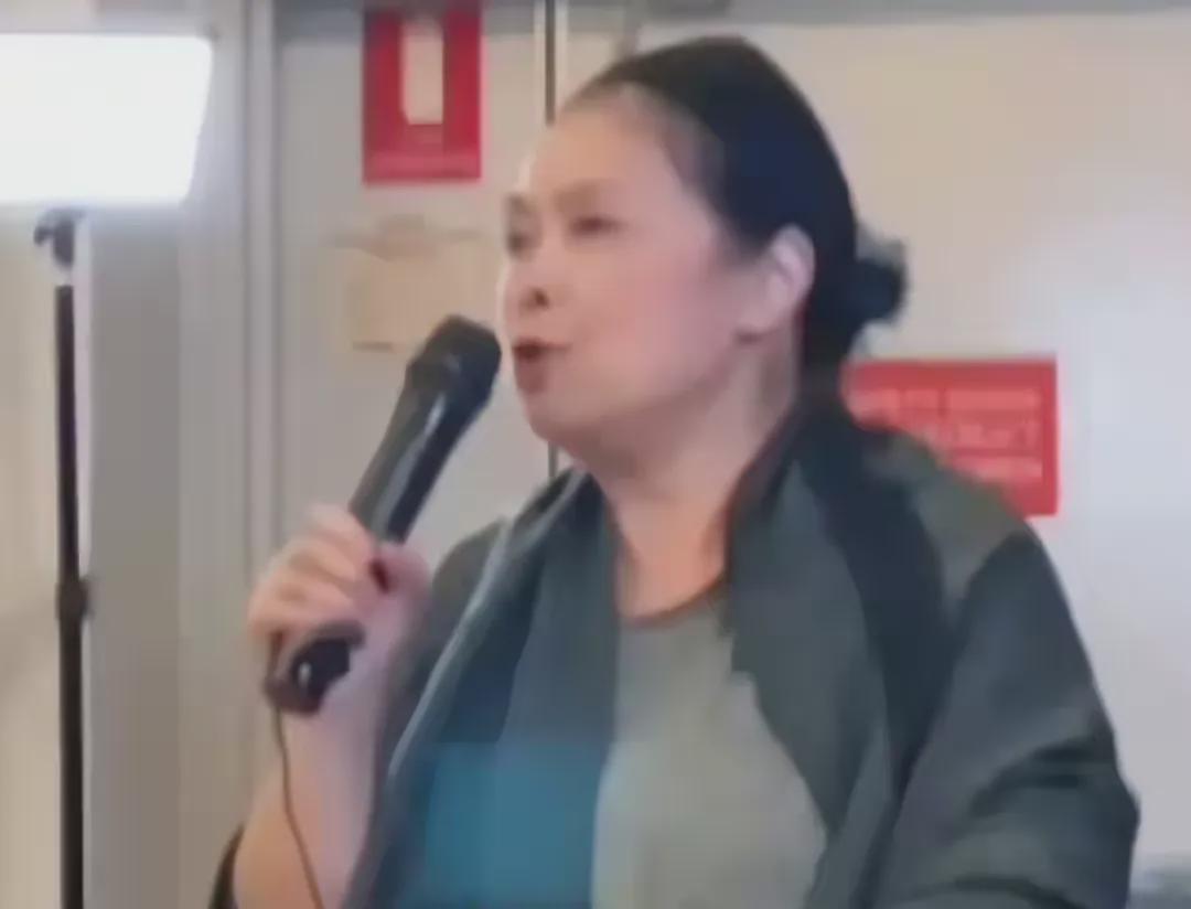 澳洲华人李隽简介图片及名字：她为何公派留学后抛夫弃子？