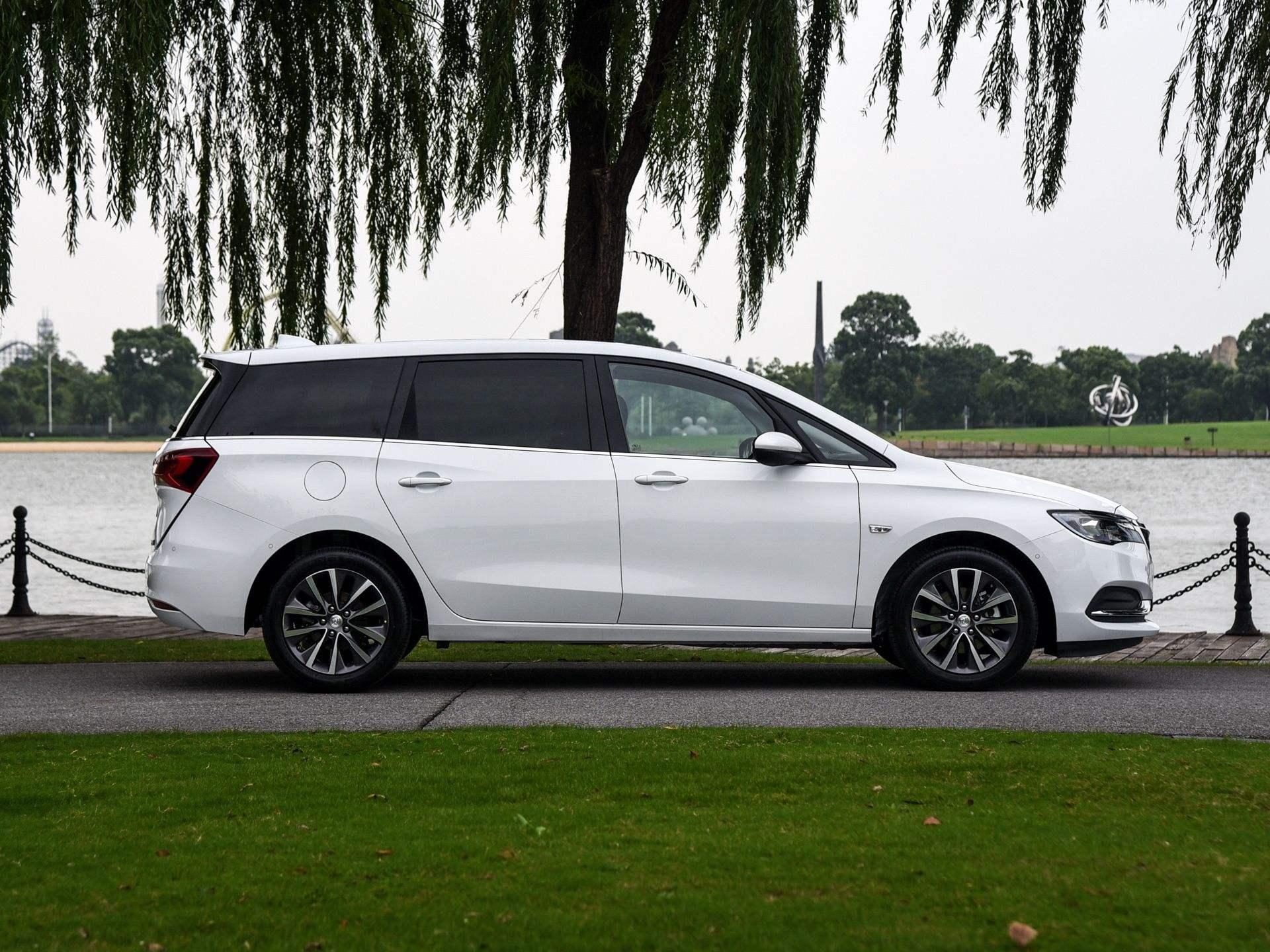 深夜开车听到 污痛痛 怪声怎么办？