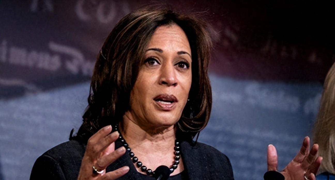 梦见例假弄裤子上了预示什么？心理学解析与5大现实预警