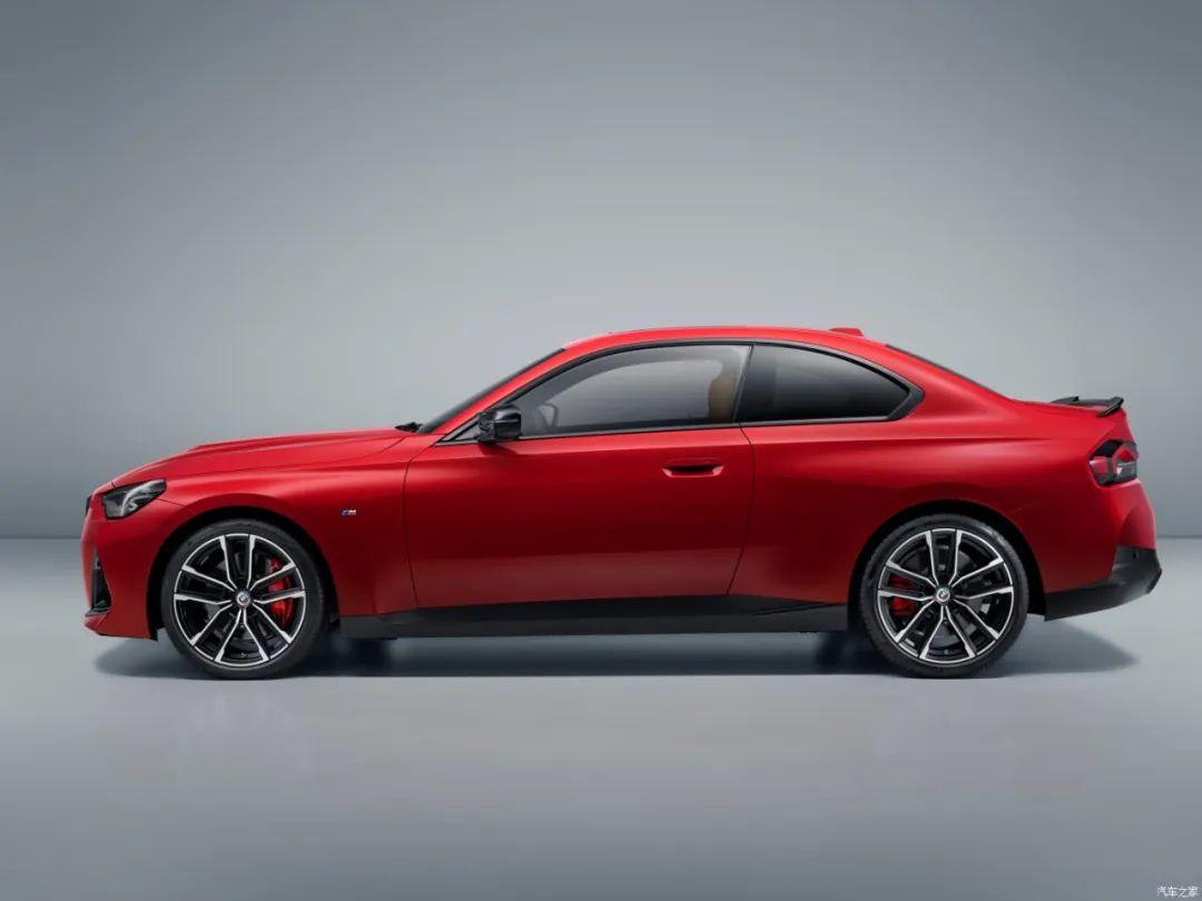 宝马4系到底是不是年轻人的第一台轿跑？看完你就懂了