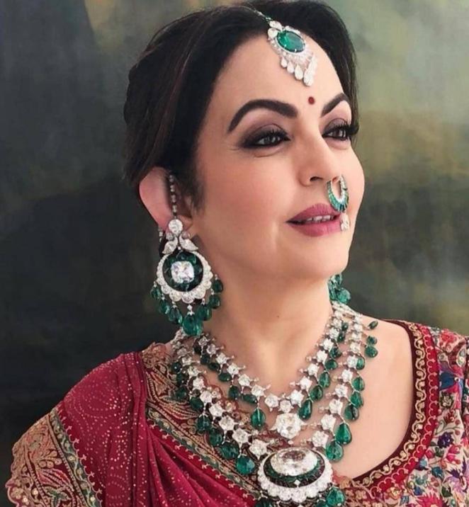 印度种姓制度与贫富差距_印度富豪生活方式与贫困人口_印度首富是高种姓还是低种姓