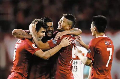 2015亚冠决赛回顾：埃尔克森一剑封喉，恒大1-0阿赫利