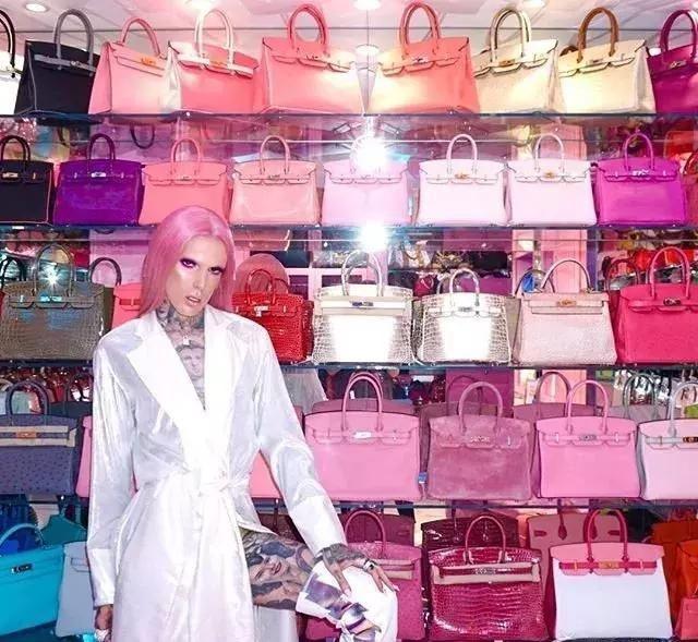 算命先生说我女儿身男儿命,到底是几个意思? 算命先生说我女儿身男儿命,到底是几个意思?