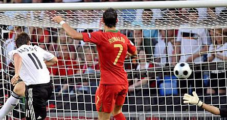 Kelemahan Mesin Slot Online yang Perlu Diwaspadai Penggunanya