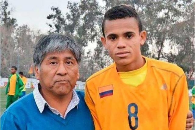 巴尔德拉马为什么被称为 金毛狮王 ？