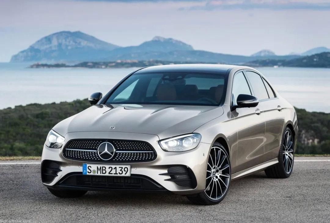 高尔夫汽车之家：买车流程复杂耗时？线上办理全流程省15天