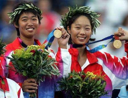 李娜澳网决赛为什么被称为中国网球里程碑？