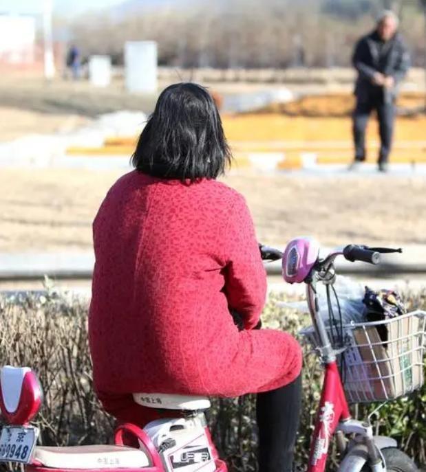 梦见前夫追求自己的深层解析与情感指南 梦见前夫追求自己的深层解析与情感指南