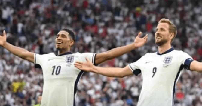 英格兰队凭什么让荷兰人踢完比赛直挠头? 英格兰队凭什么让荷兰人踢完比赛直挠头?