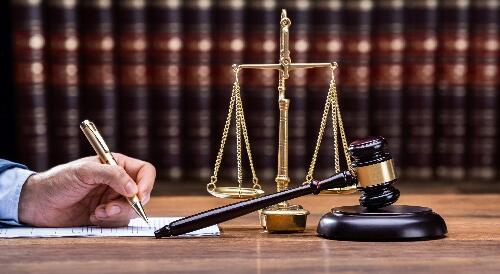 打行政官司的知名律师：在权力与程序之间为公民撑起一座正义的桥梁