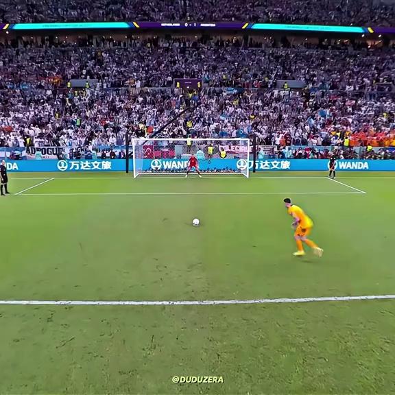 【足球赛现场球员精彩瞬间图片大赏】见证球星风采,领略高光时刻! 【足球赛现场球员精彩瞬间图片大赏】见证球星风采,领略高光时刻!