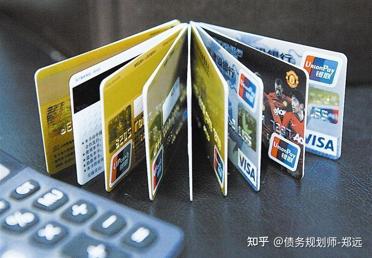 信用卡联名卡有哪些优势？这几个实用好处别错过，日常消费能省还能赚福利