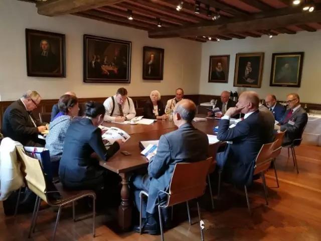 普通人如何在全球华人论坛刷出存在感？