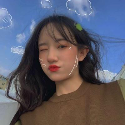 猫咪尾巴拍地是生气还是撒娇? 猫咪尾巴拍地是生气还是撒娇?