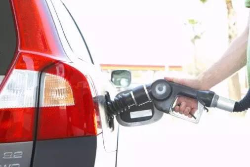 一升车真的能省下十年油钱吗？