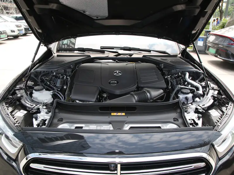 北京地区奔驰E级特价出售，优惠14.4万！赶快行动