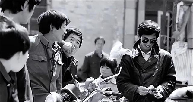 英超赛场为啥突然严打歧视？老球迷都懵了！