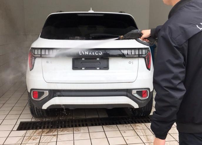 买辆陆虎到底要花多少钱？