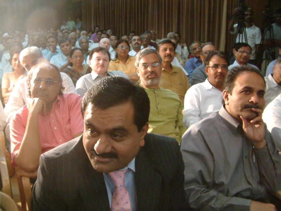 印度首富高塔姆·阿达尼_印度首富叫什么名字_亚洲首富阿达尼集团