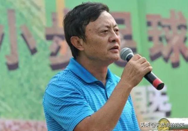 为什么一个抽烟的球员能改变整个足球世界? 为什么一个抽烟的球员能改变整个足球世界?