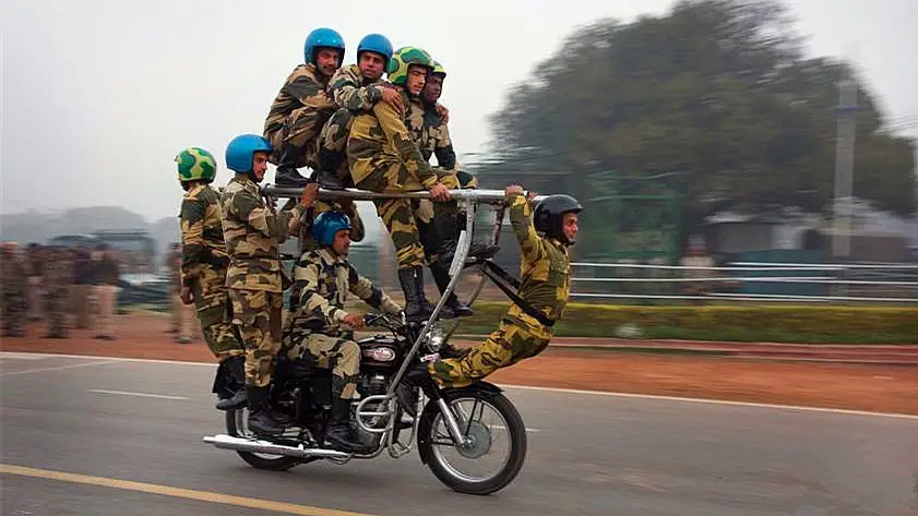 印度人中国视频_印度人强壮还是中国人强壮_印度人为何比中国人壮