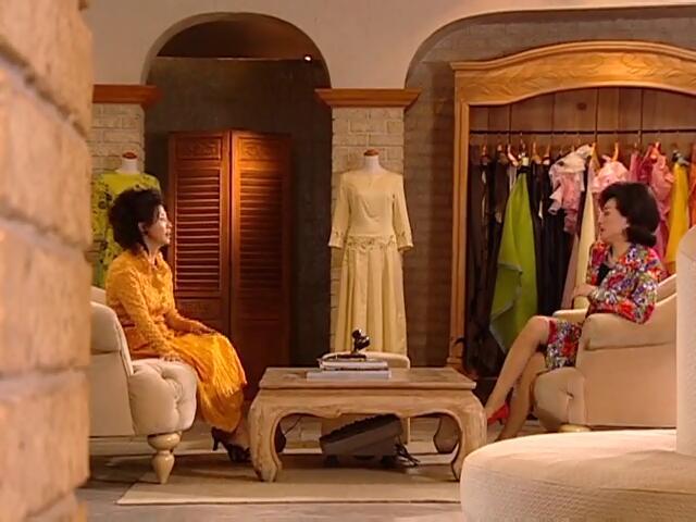 2025年梦见坐出租车没钱给车费预示什么？3招化解财运与贵人危机