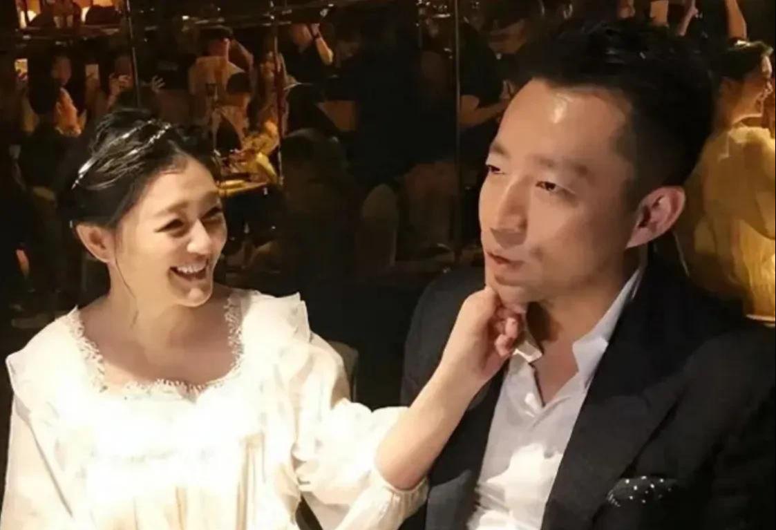 大S与前夫2.2亿和解背后的真相：命理师再曝其婚姻不稳真相！