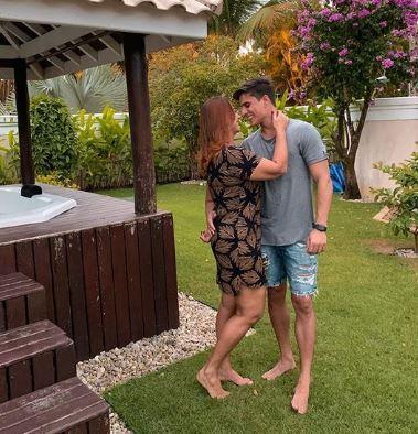 内马尔世界杯比心动作究竟有什么特殊含义？