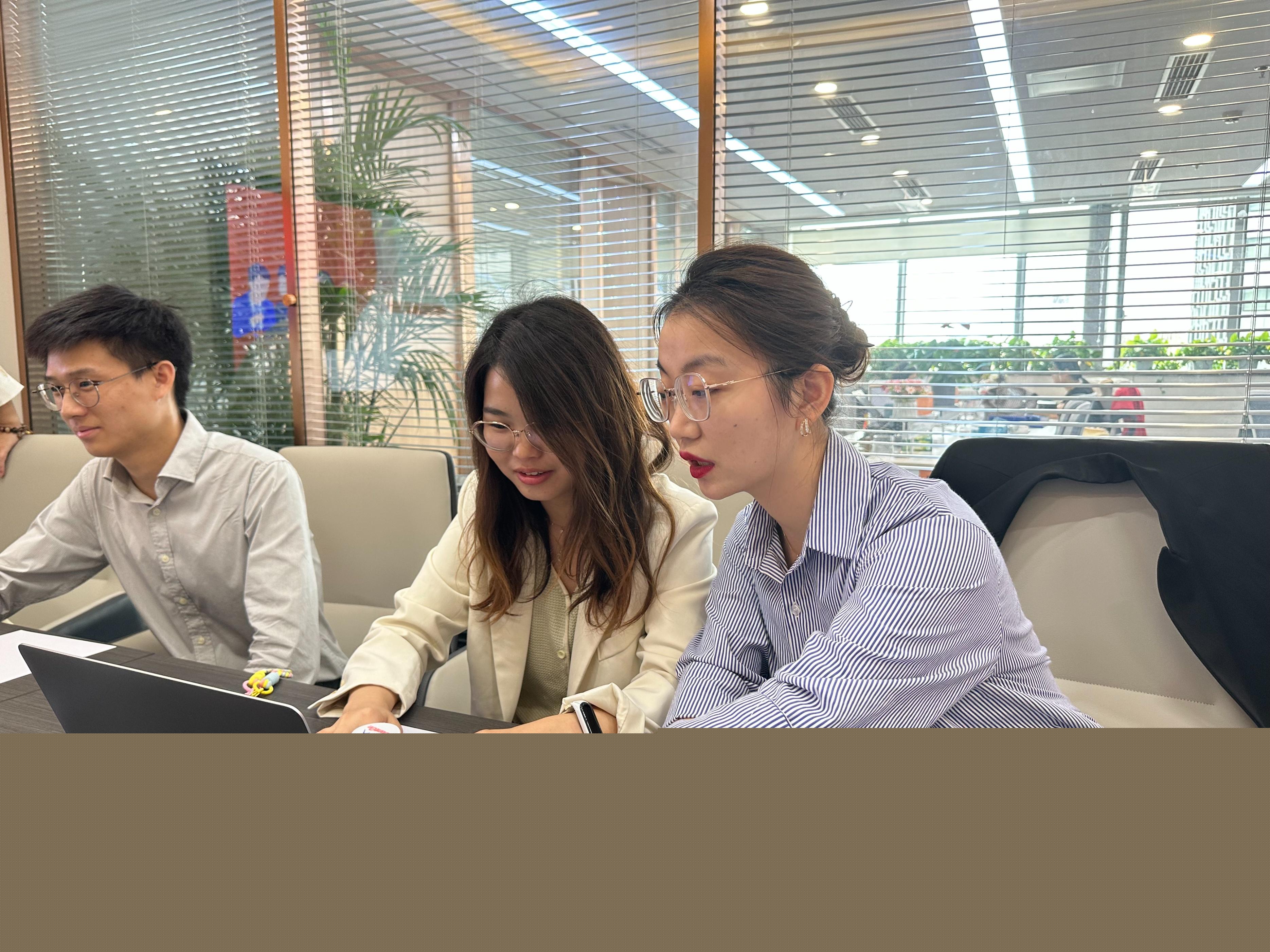 知乎上有人问事业单位员工能否兼职律师,怎么说,高赞回答整理 知乎上有人问事业单位员工能否兼职律师,怎么说,高赞回答整理