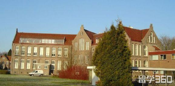 在魁北克城不会说法语怎么活？